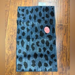 NWT OPALHOUSE SMALL RUG 20x34”